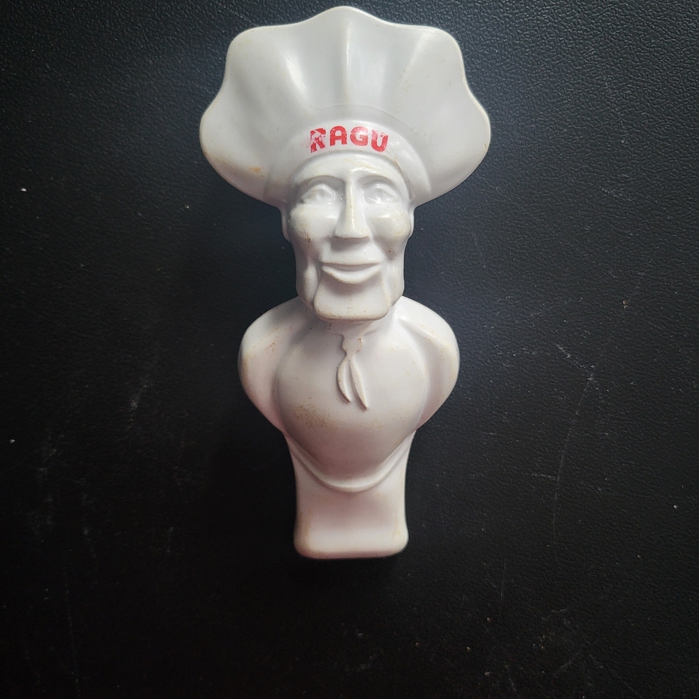 Vintage Bottle Opener Chef RAGU JAR LID OPENER  Collectible Hard Plastic White
